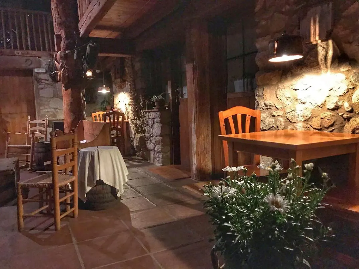 Country house Casa Rural Calrei Lles