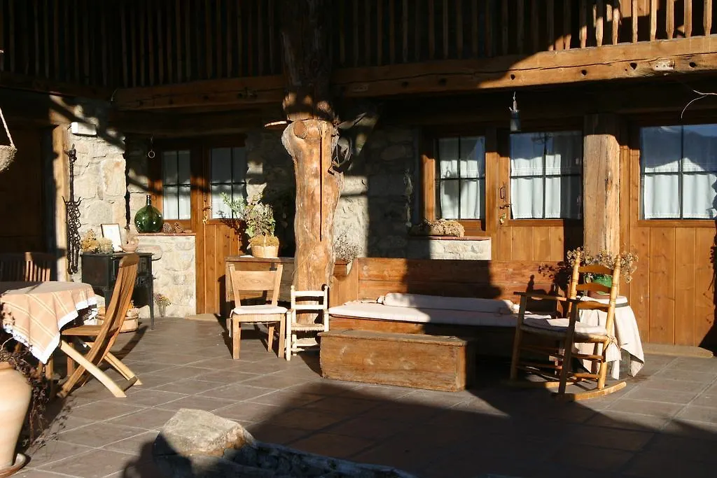 Country house Casa Rural Calrei Lles